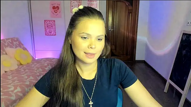 Kira love 81 online show from 07-20-26, 07:38