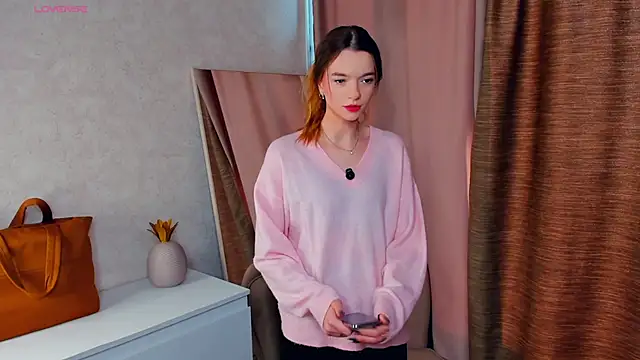 Snapshot of HaroldSobran chatting on 11-13-25, 06:45 HaroldSobran online show from 11-13-25, 06:45