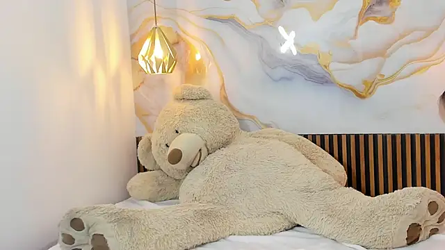 Cherry Blossome online show from 11-12-25, 03:12