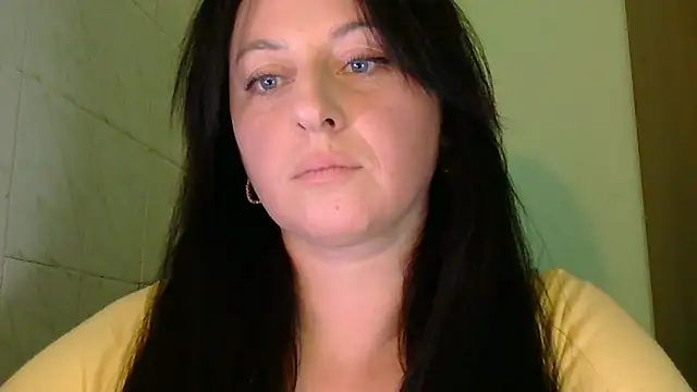 Snapshot of MelinaAx chatting on 01-11-26, 07:52 MelinaAx online show from 01-11-26, 07:52