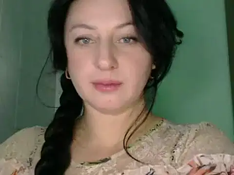 Snapshot of MelinaAx chatting on 02-05-26, 09:41 MelinaAx online show from 02-05-26, 09:41