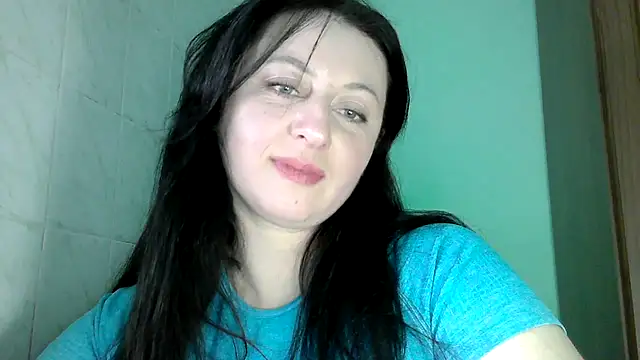 Snapshot of MelinaAx chatting on 03-10-26, 08:36 MelinaAx online show from 03-10-26, 08:36