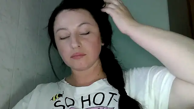 MelinaAx online show from 05-18-26, 06:58