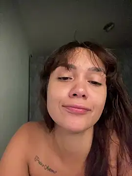 Snapshot of carolsapequinha chatting on 05-20-26, 11:27 carolsapequinha online show from 05-20-26, 11:27