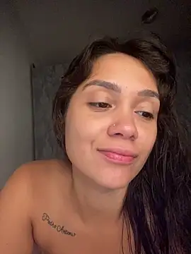 Snapshot of carolsapequinha chatting on 05-21-26, 11:06 carolsapequinha online show from 05-21-26, 11:06