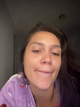 Snapshot of carolsapequinha chatting on 05-22-26, 08:47 carolsapequinha online show from 05-22-26, 08:47