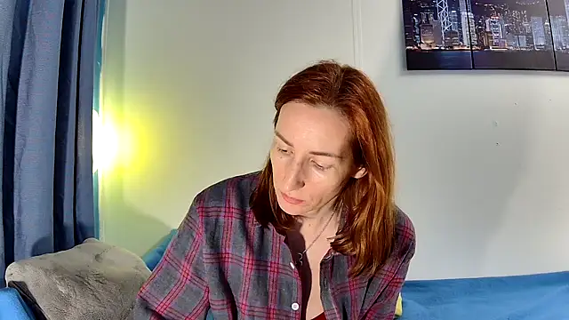 Leila cam18 online show from 05-25-26, 09:43