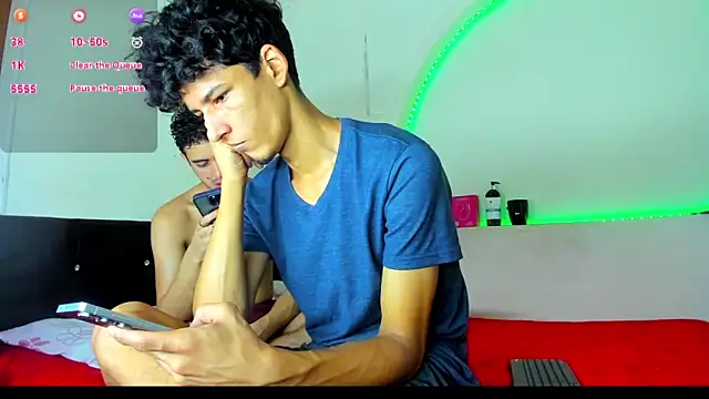 Snapshot of kaiborman00 chatting on 02-14-26, 02:52 kaiborman00 online show from 02-14-26, 02:52