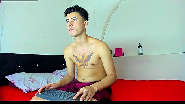 Snapshot of kaiborman00 chatting on 02-16-26, 03:13 kaiborman00 online show from 02-16-26, 03:13