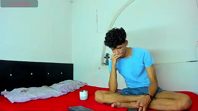 Snapshot of kaiborman00 chatting on 03-03-26, 03:01 kaiborman00 online show from 03-03-26, 03:01