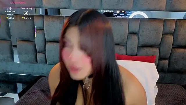 Snapshot of IssaJones_ chatting on 01-13-26, 08:58 IssaJones online show from 01-13-26, 08:58