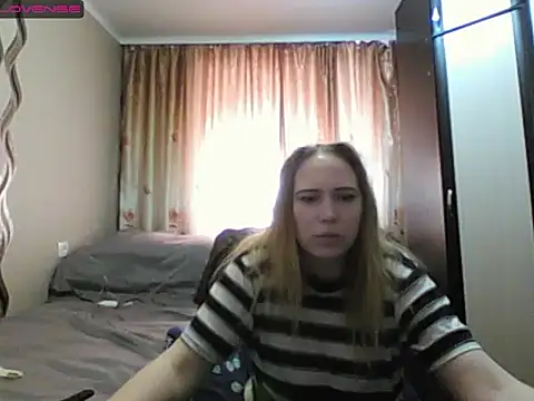 JenniDeep online show from 03-31-26, 07:42