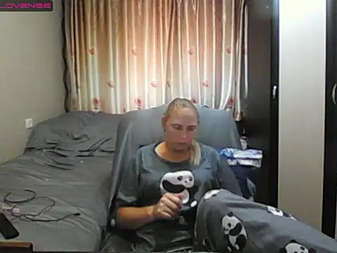 JenniDeep online show from 07-06-26, 09:17