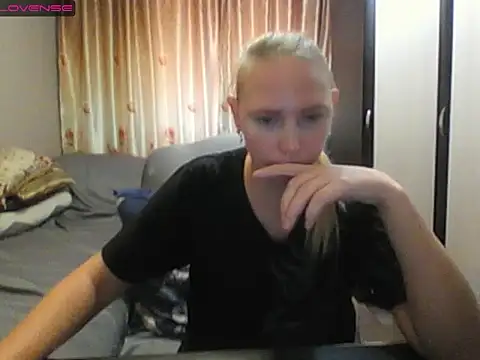 JenniDeep online show from 08-08-26, 11:12