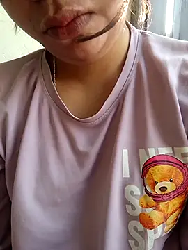 isha sharma2002 online show from 12-02-25, 04:07