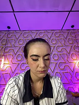 MelanyyJhonson15 online show from 07-04-26, 10:27