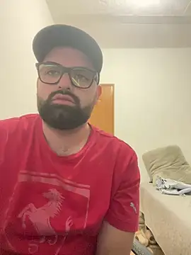 Snapshot of julianlondo111 chatting on 03-08-26, 11:19 julianlondo111 online show from 03-08-26, 11:19