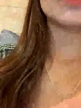 Snapshot of Diana-sexyy chatting on 12-02-25, 01:11 Diana-sexyy online show from 12-02-25, 01:11