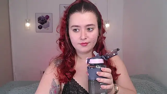 selene rouse  online show from 05-28-26, 12:52