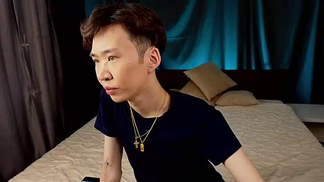 Snapshot of islendtakumi chatting on 11-16-25, 03:23 islendtakumi online show from 11-16-25, 03:23