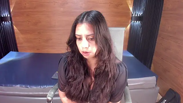 Snapshot of Karoll_Heart chatting on 11-18-25, 07:07 Karoll Heart online show from 11-18-25, 07:07