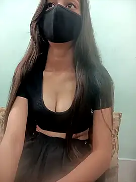 Snapshot of Sanaya_00 chatting on 11-14-25, 06:45 Sanaya 00 online show from 11-14-25, 06:45