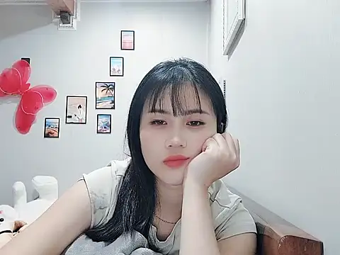 Snapshot of Kass8386 chatting on 11-14-25, 06:34 Kass8386 online show from 11-14-25, 06:34