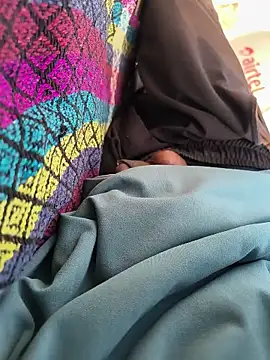 Snapshot of Ritik143jhil chatting on 01-10-26, 10:06 Ritik143jhil online show from 01-10-26, 10:06