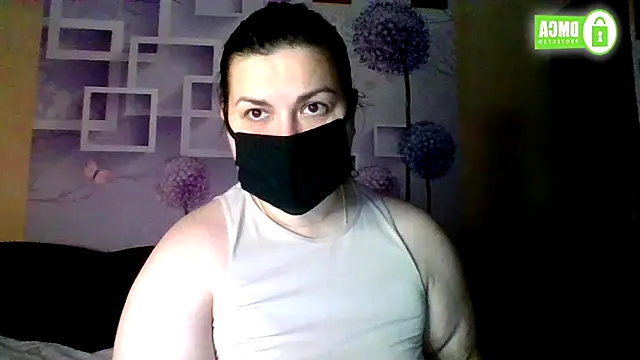 Snapshot of honey_sweet_couple chatting on 01-16-26, 05:50 honey sweet couple online show from 01-16-26, 05:50