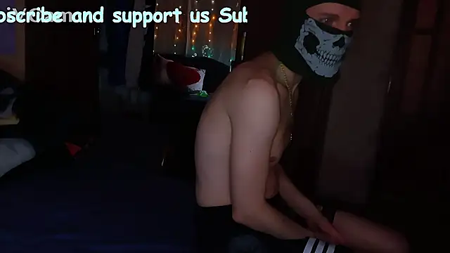 Snapshot of honey_sweet_couple chatting on 02-20-26, 05:35 honey sweet couple online show from 02-20-26, 05:35