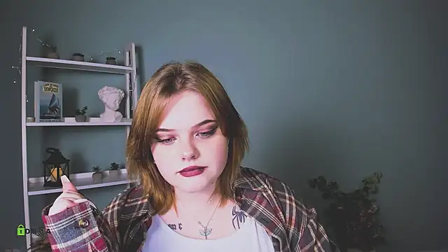 Snapshot of lika_pop chatting on 11-21-25, 07:34 lika pop online show from 11-21-25, 07:34