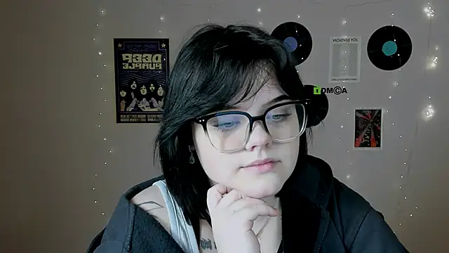 Snapshot of lika_pop chatting on 01-16-26, 07:29 lika pop online show from 01-16-26, 07:29