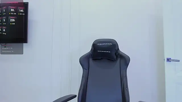 Snapshot of tokyodriftbae chatting on 01-06-26, 03:32 tokyodriftbae online show from 01-06-26, 03:32