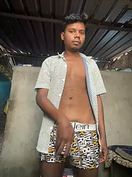 Snapshot of banty05 chatting on 11-27-25, 04:03 banty05 online show from 11-27-25, 04:03