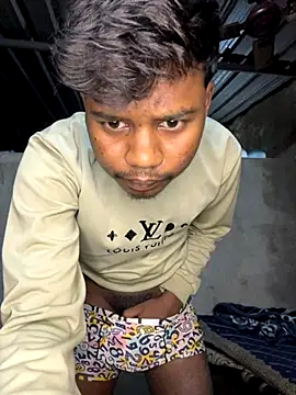 Snapshot of banty05 chatting on 12-02-25, 05:08 banty05 online show from 12-02-25, 05:08