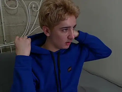 LucasFinister online show from 11-18-25, 11:36