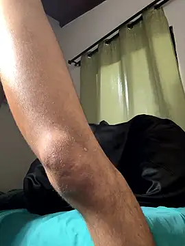 Snapshot of Adan_baby chatting on 01-12-26, 04:50 Adan baby online show from 01-12-26, 04:50