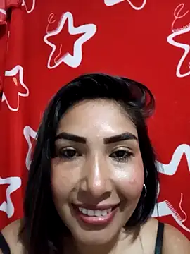 Snapshot of MiaaCastro chatting on 11-18-25, 10:36 MiaaCastro online show from 11-18-25, 10:36