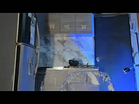 aprille15 online show from 04-24-26, 04:48