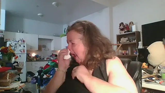 TiguhguhrsRose online show from 12-03-25, 03:36