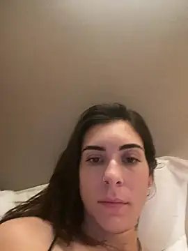 Snapshot of fer-nanda chatting on 02-20-26, 07:21 fer-nanda online show from 02-20-26, 07:21