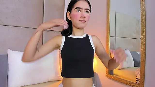 angelaG1 online show from 11-26-25, 08:21