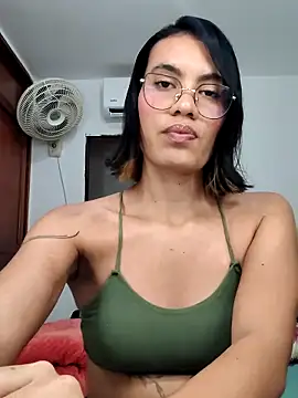 Snapshot of Mia_saaenz chatting on 11-18-25, 08:57 Mia saaenz online show from 11-18-25, 08:57