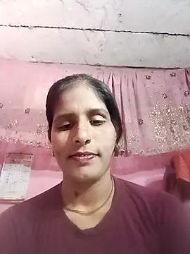 Snapshot of Pirvesh_singh chatting on 02-17-26, 05:37 Pirvesh singh online show from 02-17-26, 05:37