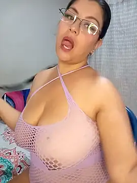 CelesteAlvarez1989 online show from 12-23-25, 03:37