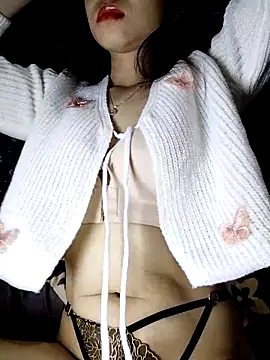 Snapshot of Ri-Rinx chatting on 12-21-25, 01:02 Ri-Rinx online show from 12-21-25, 01:02