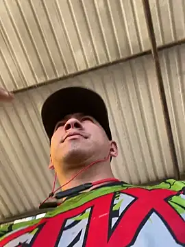 Snapshot of algila08 chatting on 03-11-26, 05:30 algila08 online show from 03-11-26, 05:30