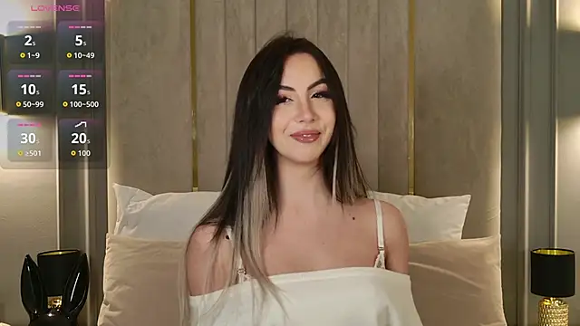 Snapshot of RileyHeaven chatting on 02-17-26, 09:43 RileyHeaven online show from 02-17-26, 09:43