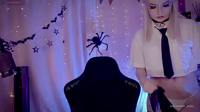 vronnier online show from 11-25-25, 12:38