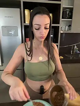 BelleRune online show from 02-08-25, 11:33